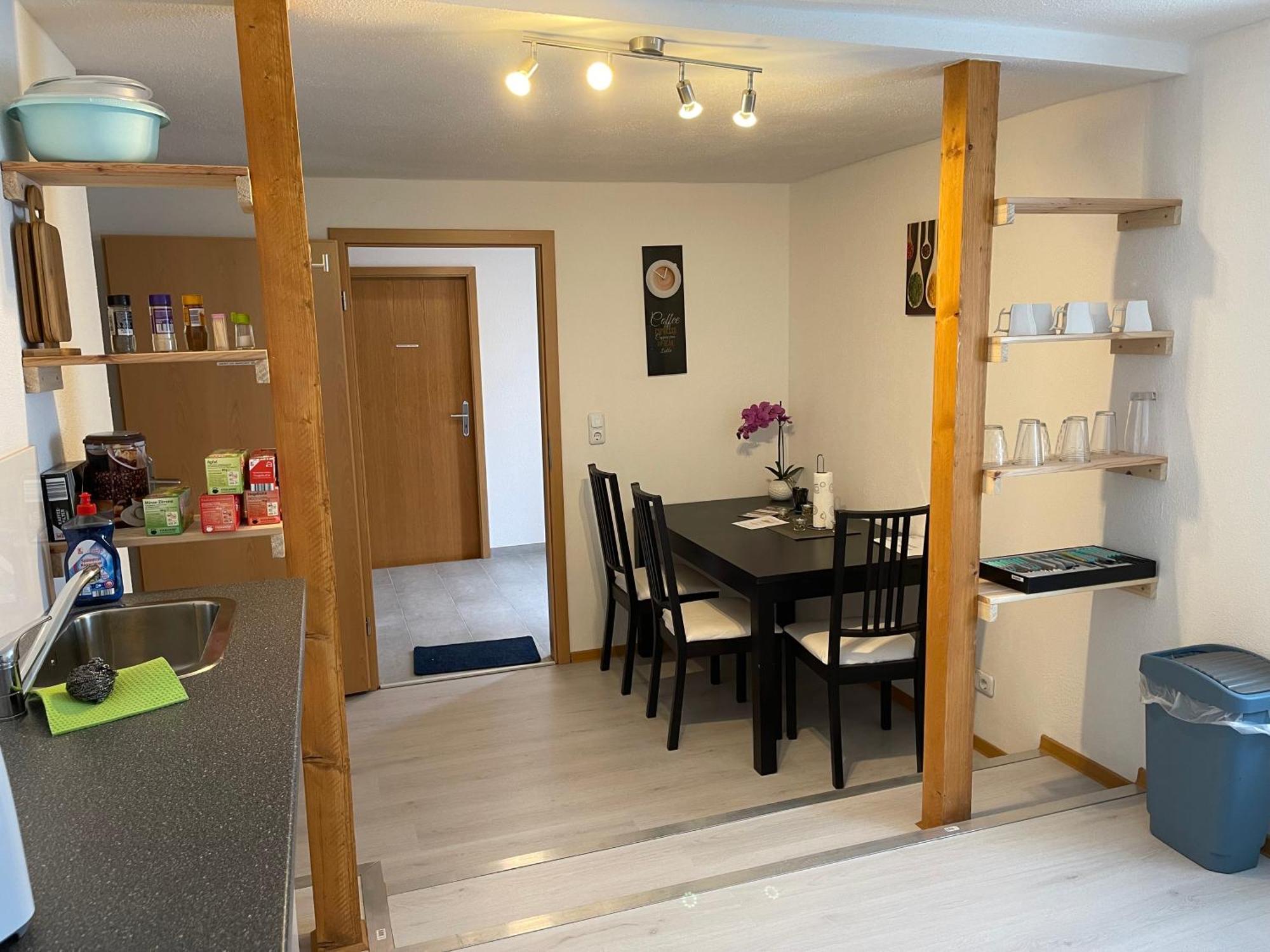 Monteurwohnung Am Flughafen Apartment