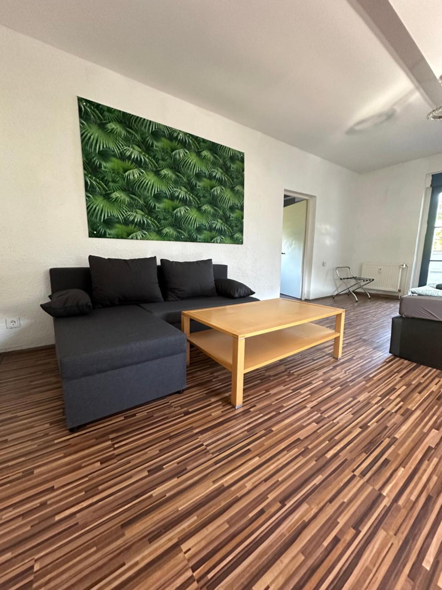 Apartment Monteurwohnung Am Flughafen Schkeuditz